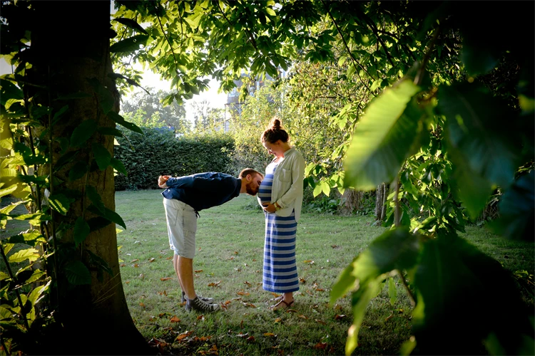 Jonas & Evelien - baby on the way fotoshoot door Anuja Fotografie