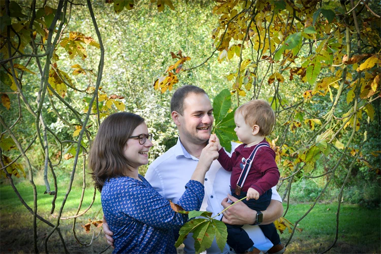 Kobe, Lieselore & kleine Mattis - f(r)amily fotoshoot door Anuja Fotografie