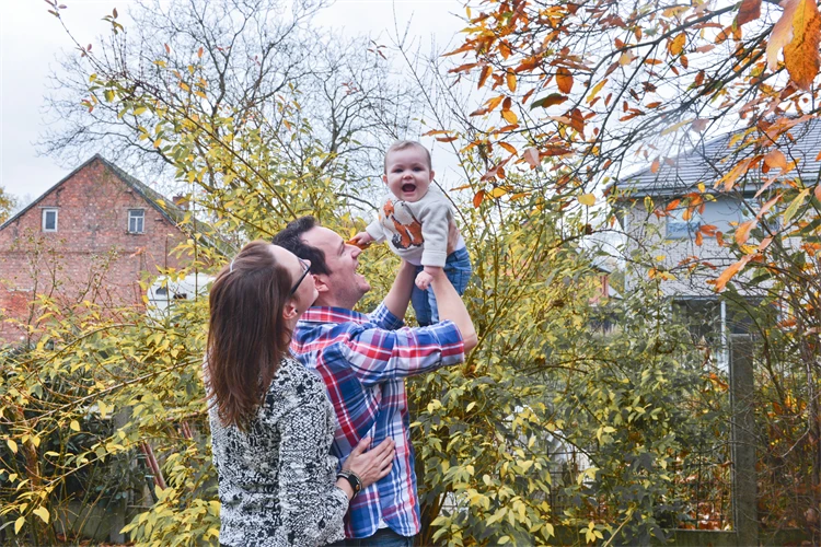 Tom, Stephanie & Ella - f(r)amily fotoshoot door Anuja Fotografie